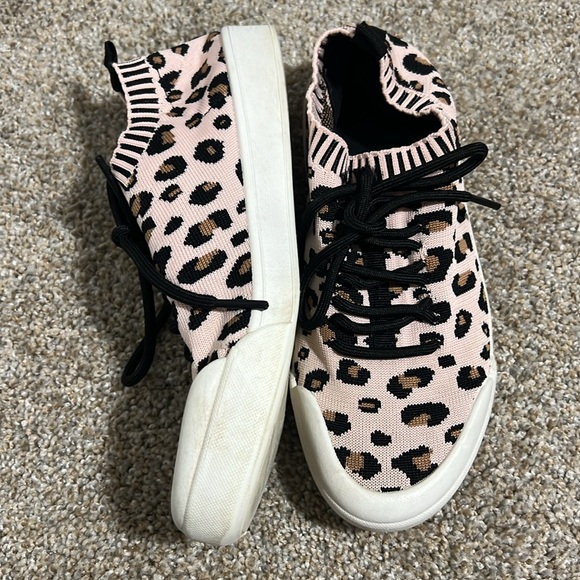 Pink Leopard Print Slip on Sneakers Lace Up Stretch Size 6 - Picture 2 of 5